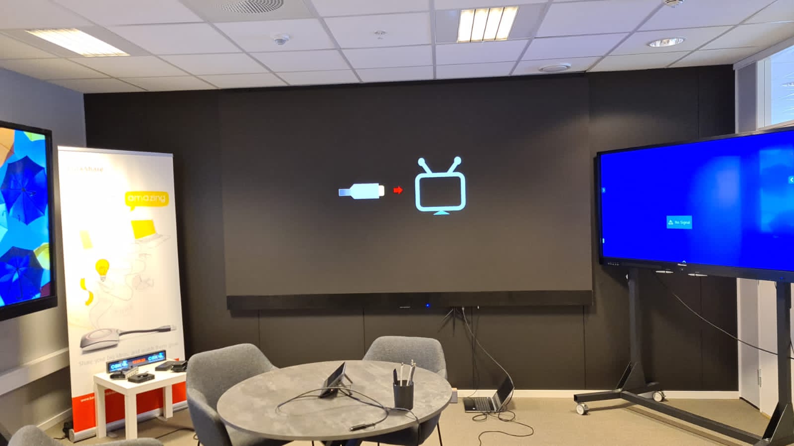 Norway 136 inches wall mount.jpg Norway 136 inches wall mount.jpg