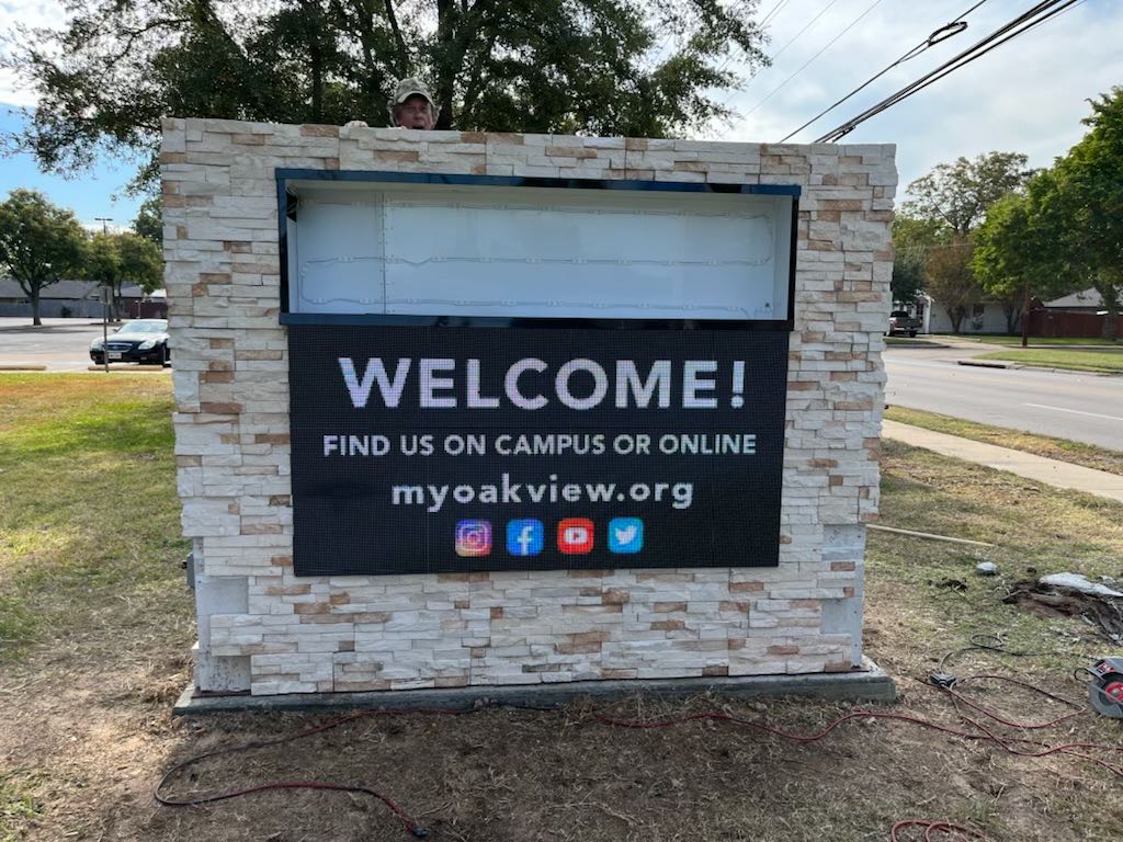 Finding the Right Outdoor LED Monochrome Display for Your Needs Finding the Right Outdoor LED Monochrome Display for Your Needs